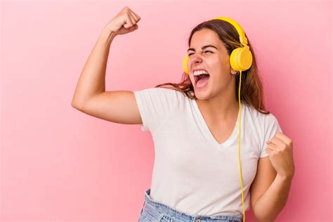 cancion para mujeres|10 Canciones que promueven el empoderamiento。